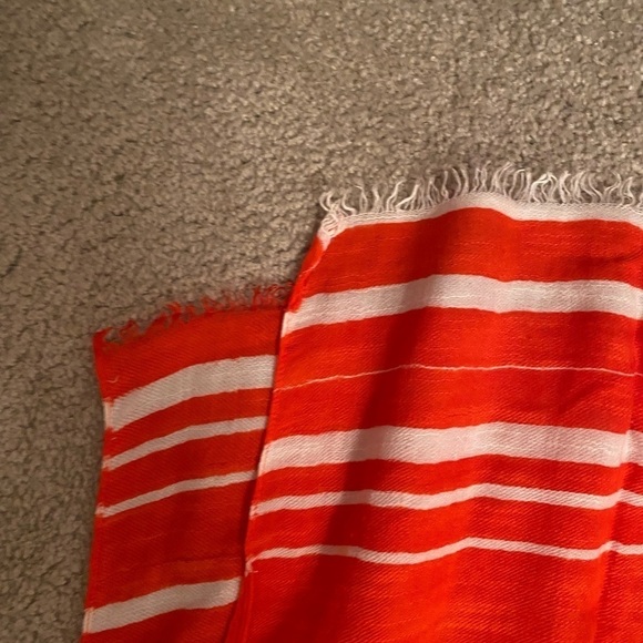 CORAL & White Striped Scarf GAP - Picture 7 of 10